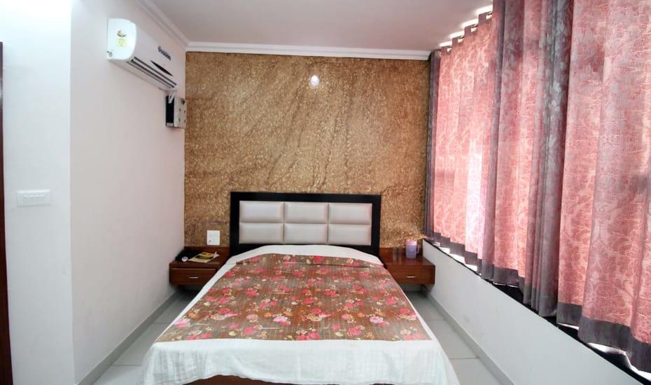Hotel Kirandeep Agra Agra  Eksteriør bilde
